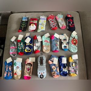 18 low cut socks, 6 pair of shoe liners, 3 ankle socks